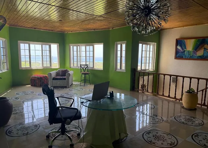 Emerald Sea View Montego Bay
